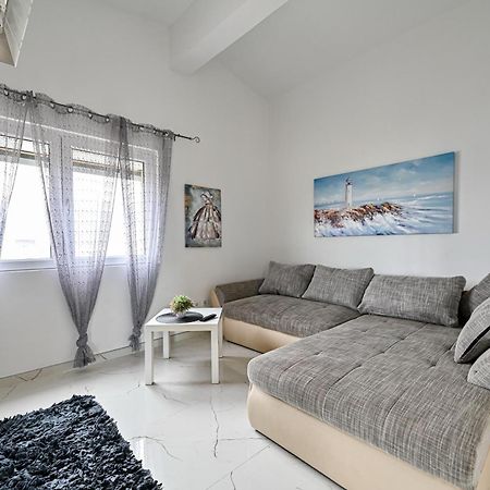 Apartment Razanac Nikola 2 Exterior foto
